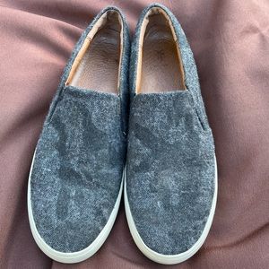 Frye. Camo slip on sneaker